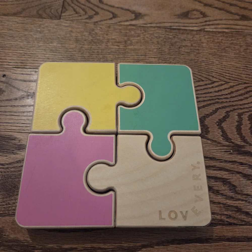 Lovevery-  Colorful Chunky Wooden Jiggsaw Puzzle